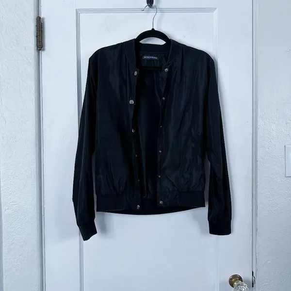 Brandy Melville | Lightweight Snap‎ Button Bomber Jacket in Black One Size - Image 4