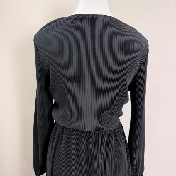 Abercrombie Black Plisse Mini Dress Long Sleeve Elastic Waist Pleated Small - Image 5