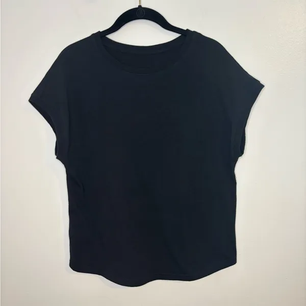 Women’s Black Cap Sleeve Casual T-Shirt Size Small - Image 2