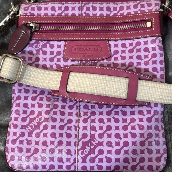 Coach Signature‎ Pink Gramercy Op Art Messenger Crossbody Purse - Image 13
