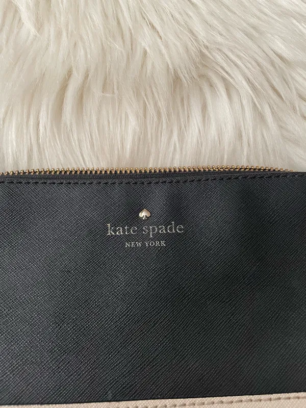 Kate Spade Black and Cream Crossbody Bag - Image 7