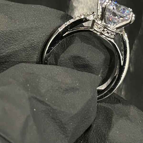 Elegant Silver Women's Ring - Image 7