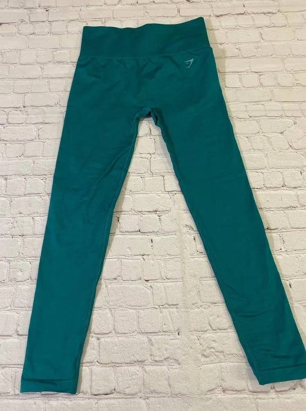 Gymshark leggings size small - Image 6