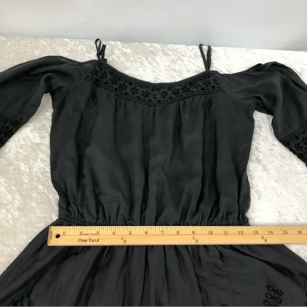 American Eagle Outfitters Off shoulder romper eyelet charcoal womens size medium - Image 8