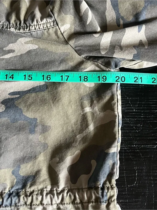 Love Tree Women's Camo Distressed Utility Jacket Size M - Image 7