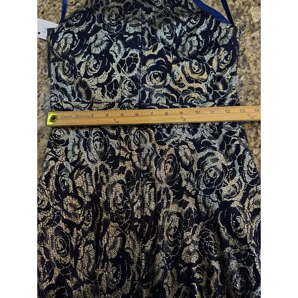 Betsy‎ And Adam Metallic Floral Jacquard Dress Size 2 Slit Halter - Image 10