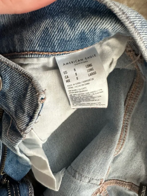 American Eagle 90s Boyfriend Jeans - Image 6