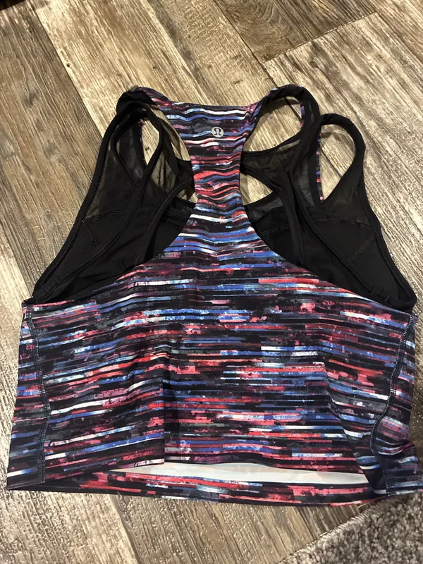 Lululemon tank top - Image 3
