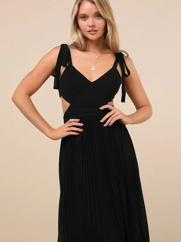 NWT Lulu's Black Pleated Halter Maxi Dress - Image 6