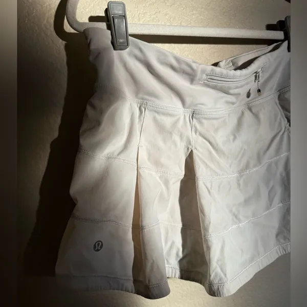 Lululemon pace rival skirt size 8 in‎ white - Image 6