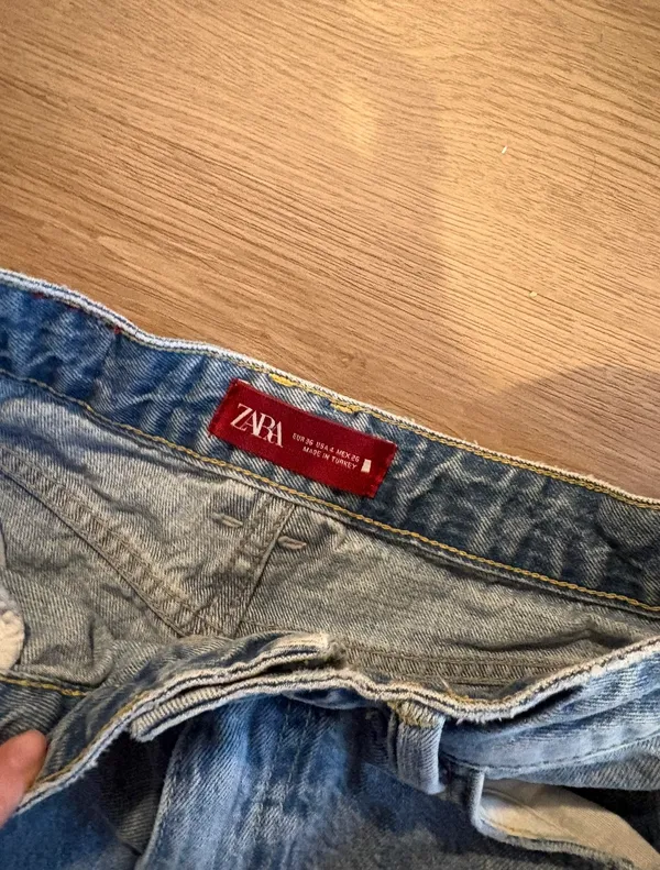 ZARA Jeans Mid-Rise - Image 3