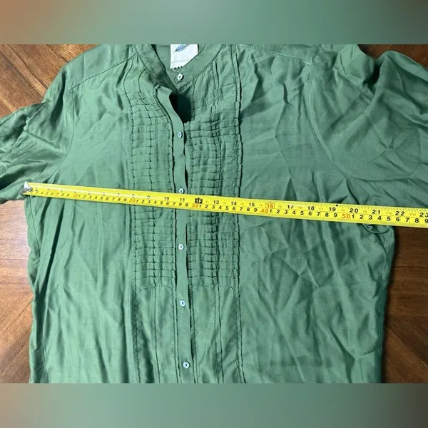 Nurture Green Viscose Silk Button Up Tuxedo Shirt Long Sleeve Size Medium - Image 4