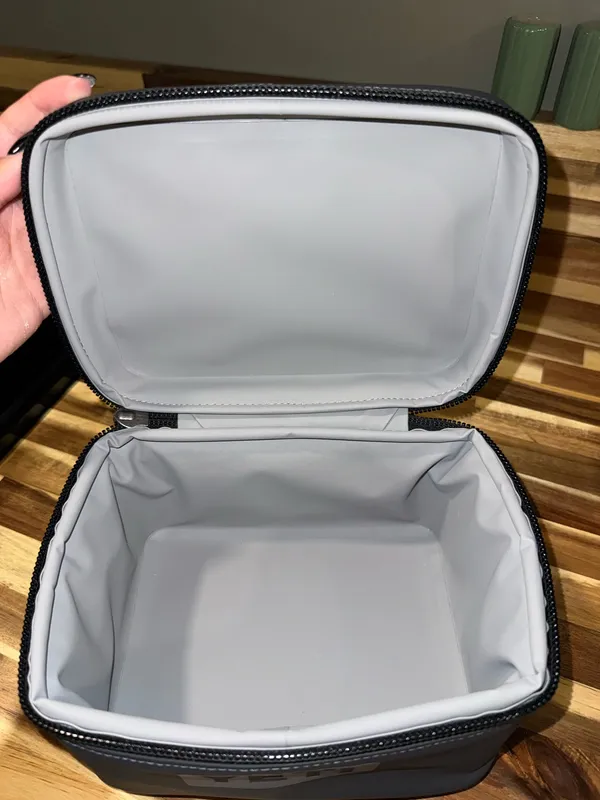 Yeti Lunch Box - Image 2