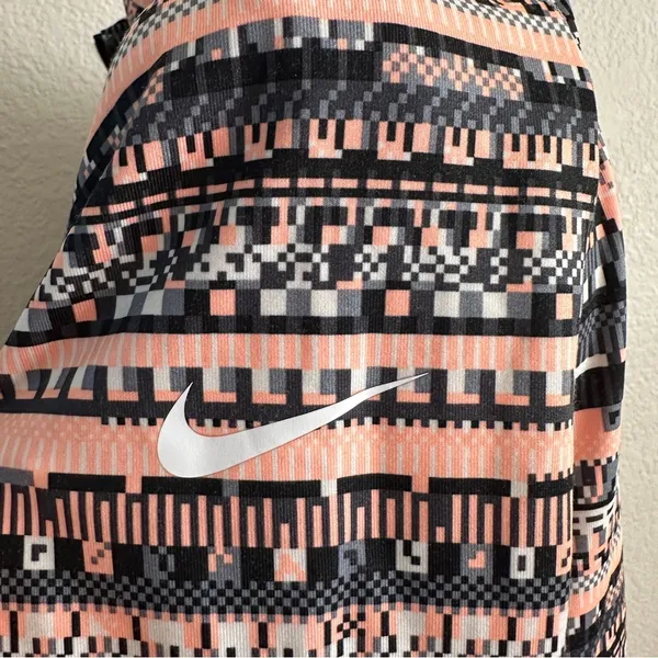 NIKE Pro Dri-Fit Hyperwarm Aztec Print 1/2 Zip Pullover Long Sleeve Top Sz. M - Image 10