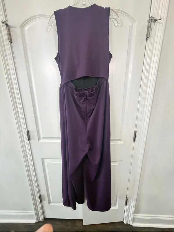 HALARA Sleeveless V-Neck Wide-Leg Jumpsuit in Plum NWT - Image 6