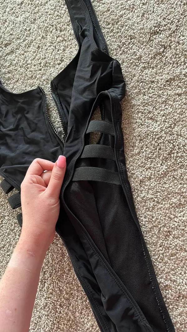 Sexy One Piece Black Swimsuit Cut Out - Image 3