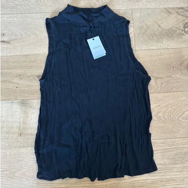 Anine Bing - Mock Neck Sleeveless Top in Black - Image 4