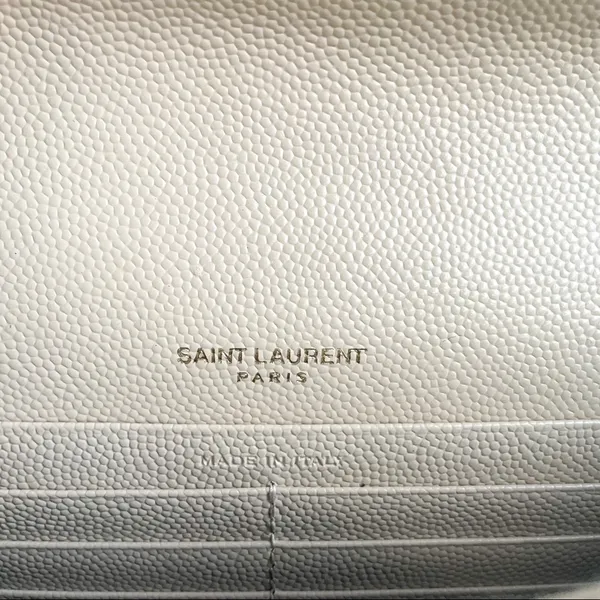 Yves Saint Laurent Classic Monogram Wallet on Chain - Image 5