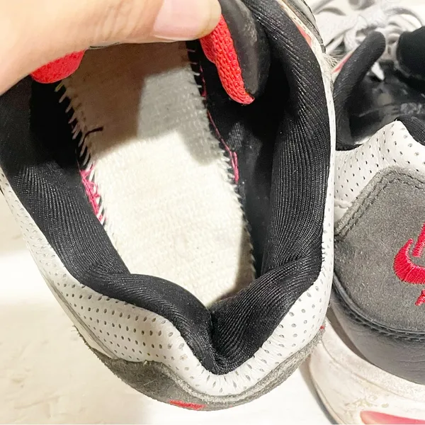 Nike Womens Size 9 Black White Air Max Command Athletic Running Shoes Sneakers‎ - Image 5