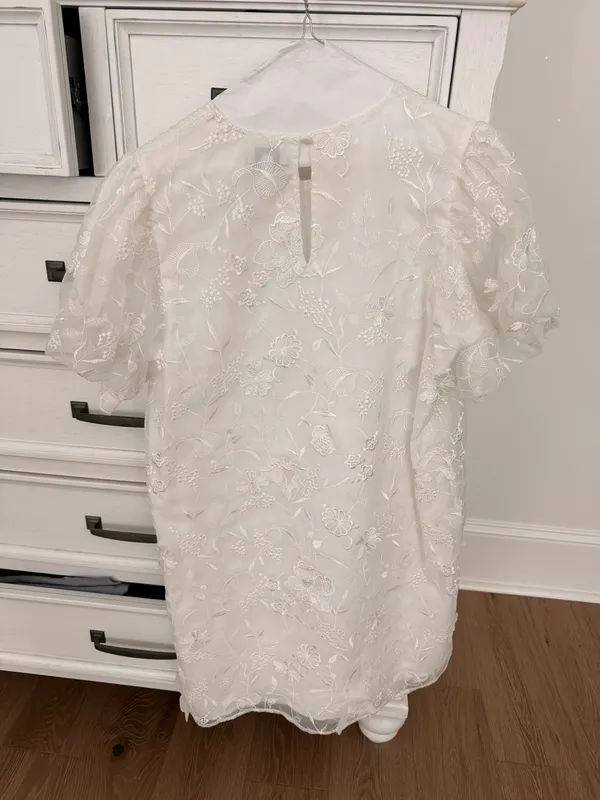 Crown And Ivy White Floral Dress - Image 2