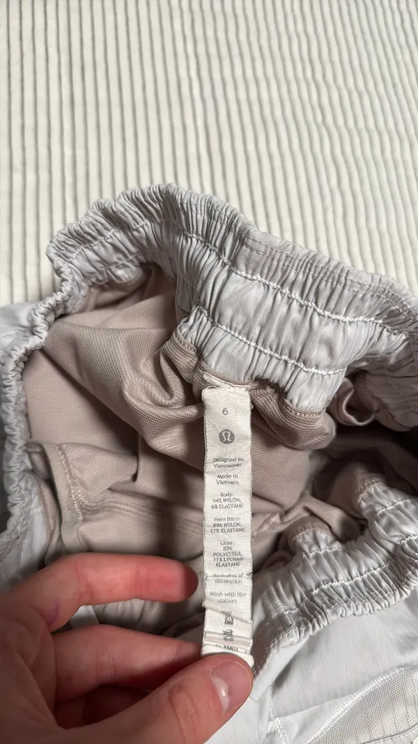 White Lululemon Hotty Hot 2.5" - Image 6