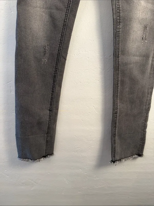 Versace V 1969 Skinny Raw Hem Jeans Women's Mid Rise Med Wash Distressed 25 - Image 8