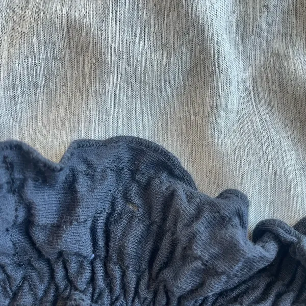 Victoria's Secret Black Lace Unlined Wire-Free Bralette Medium Vintage Y2K FLAW - Image 4