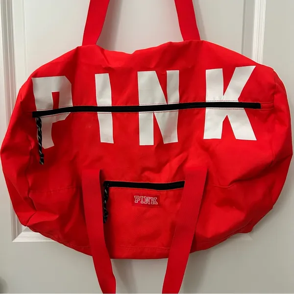 VS PINK Friday Duffle Bag - Image 2