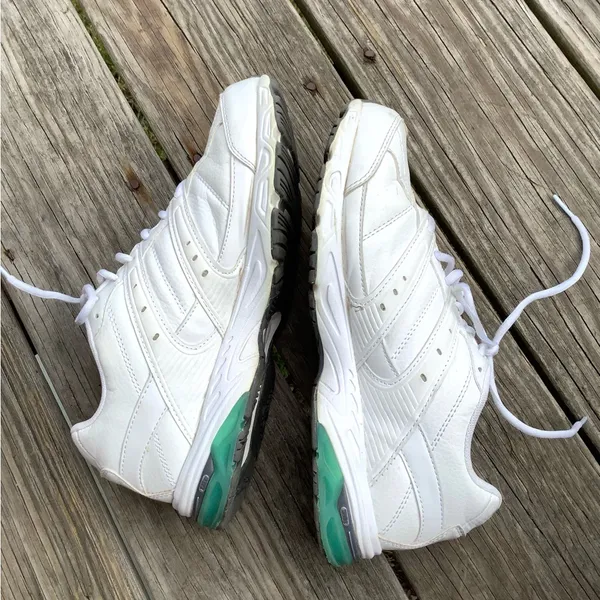 Women’s sneakers in wide width 👟👟 - Image 4