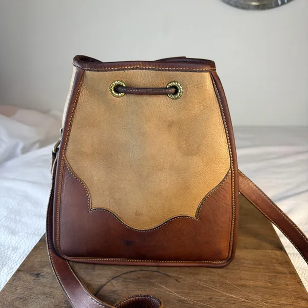 Rancho Dorado Tan/ Brown Leather Bucket Bag - Image 3