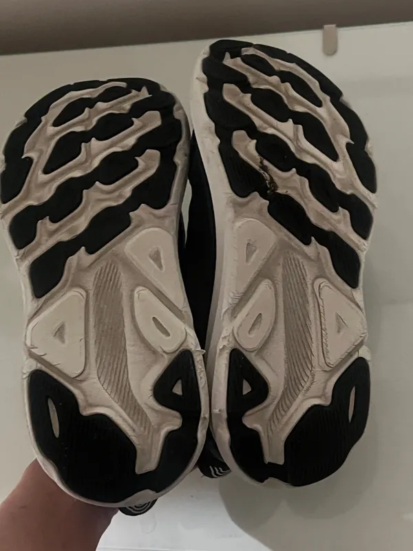 Hoka Clifton 9 Women’s Running Shoes - Image 4