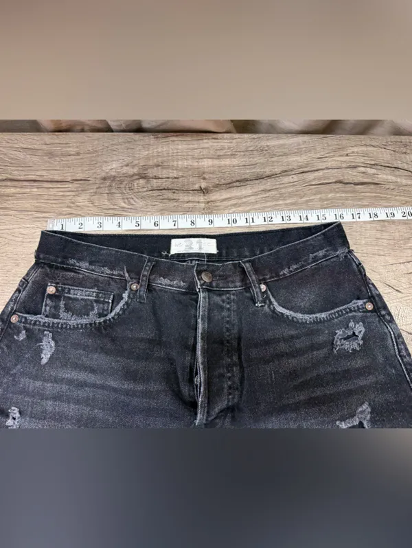 Free People Lasso Short‎ in Washed Black size 31 - Image 6