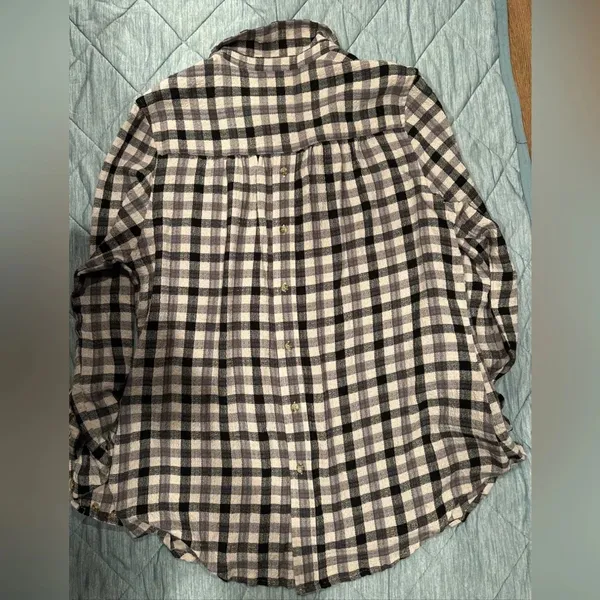 Pistola women’s long sleeve shirt Medium - Image 4