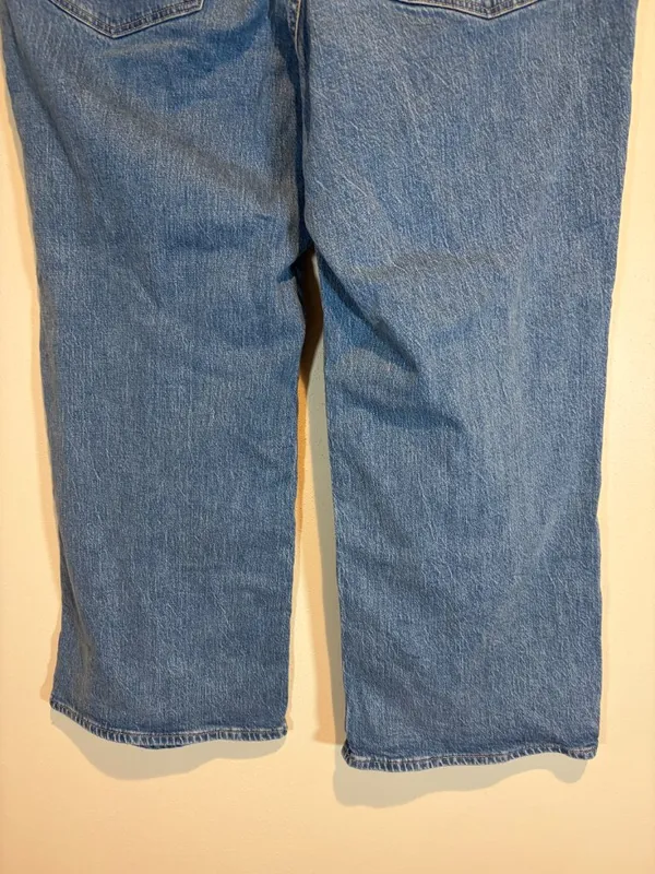 J Crew Wide-Leg Cropped Utility-Pocket Jean in All-Day Stretch - Image 10