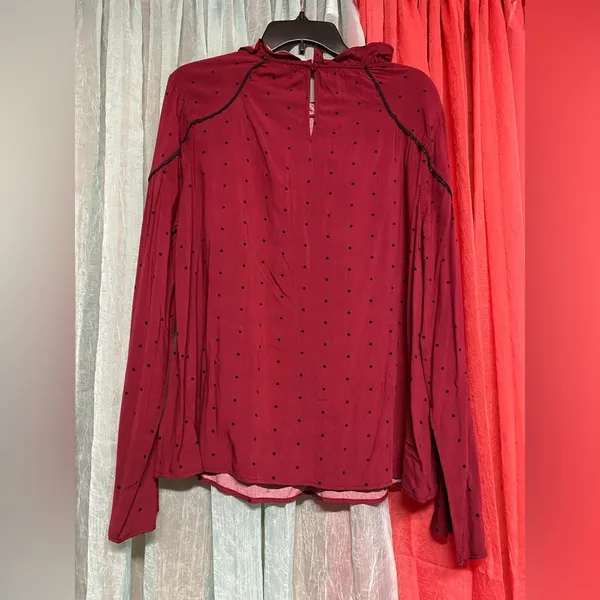 NWT crown and Ivy blouse size XL - Image 2
