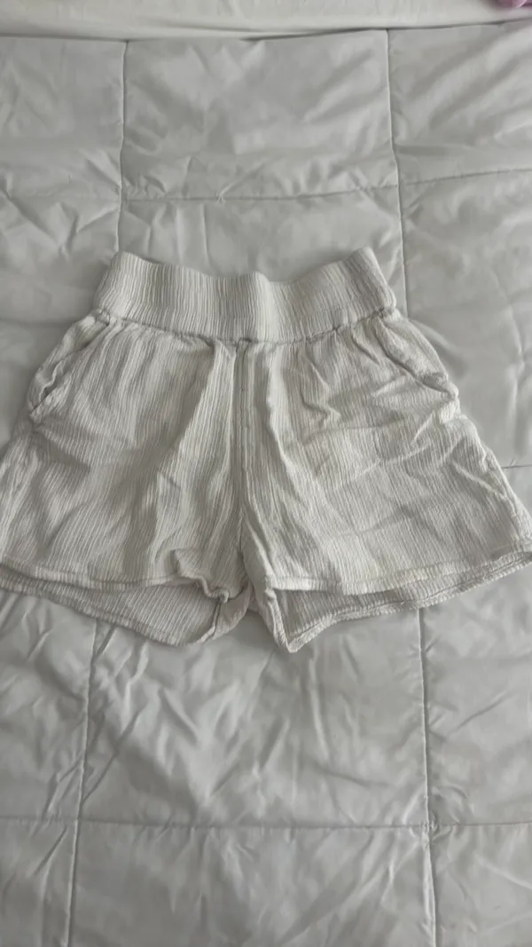 Billabong White Shorts - Image 2