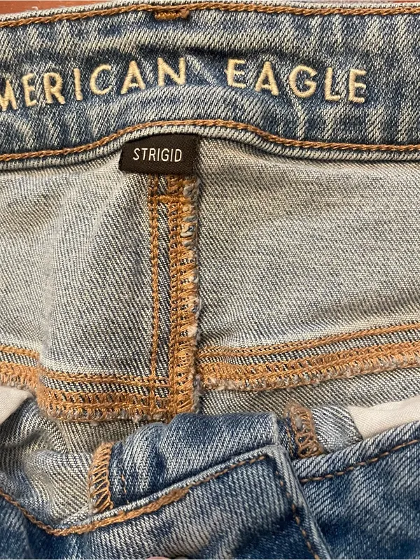 American Eagle Jeans Womens 12 Blue Denim Mom Straight Jean High Rise Distressed - Image 5