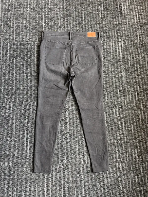Madewell 9” High Rise Skinny Jeans Women’s 34 Tall Black Destroyed Stretch NWT - Image 4