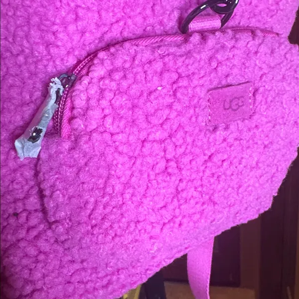 NWT UGG Inara Medium Faux-Sherpa Backpack UGGfluff Fuchsia Pink - Image 10