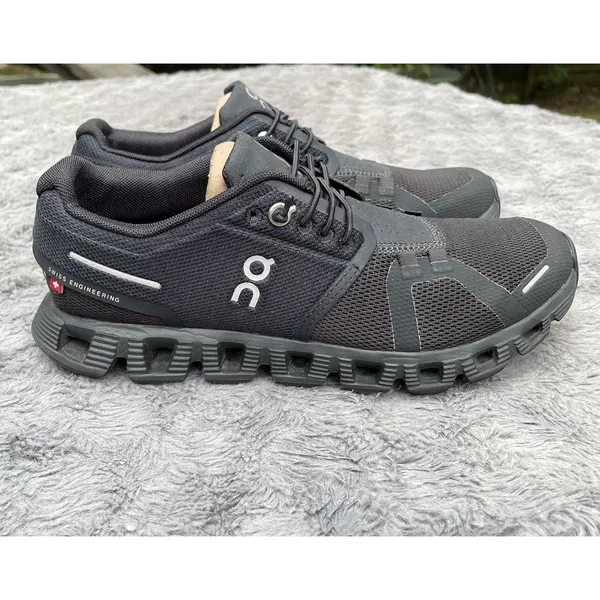 On Cloud 5 All Black Sneakers Wms 6.5 Running Walking Gym Lifestyle Minimalist - Image 6