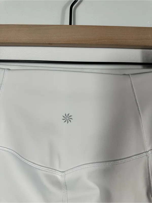 Athleta Mesh Me Up 8” Bike Shorts‎ White High Rise Mesh Hem Women’s Small - Image 7