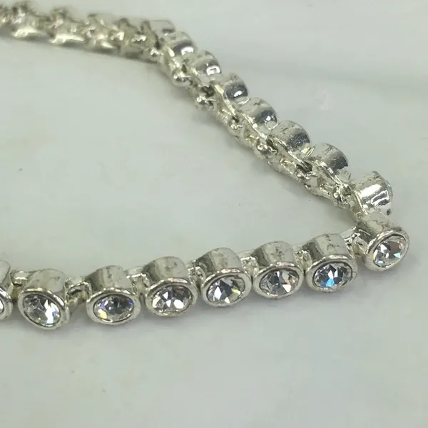 Cubic zirconia tennis bracelet silver tone 7.25” long - Image 6