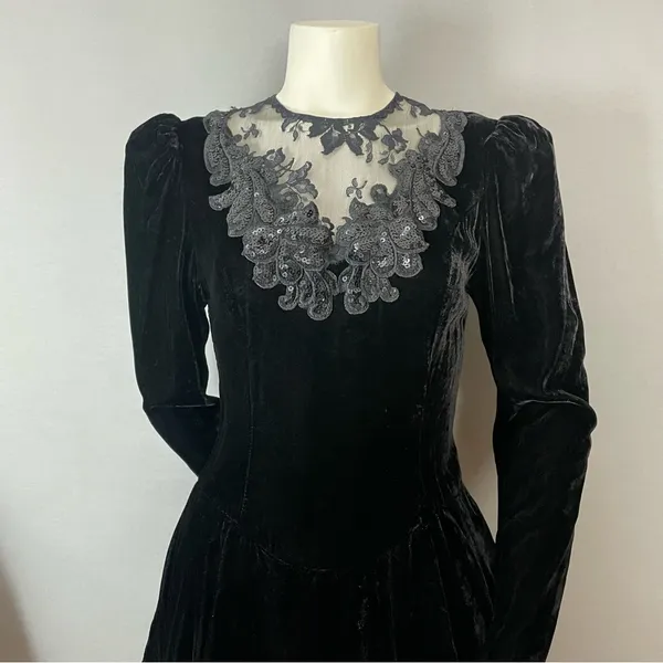 Vintage Scott McClintock Velvet Dress Lace Sequins Peplum‎ 80s 90s Drama Formal - Image 4
