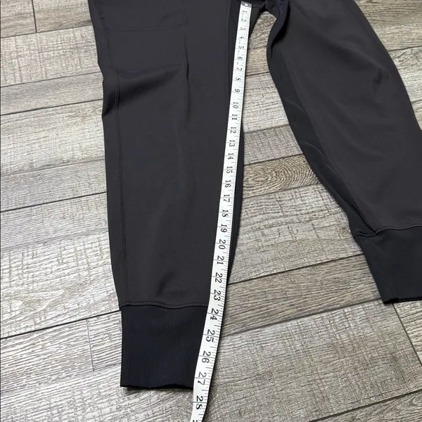 Athleta Black Activewear Pants/Joggers - Image 5