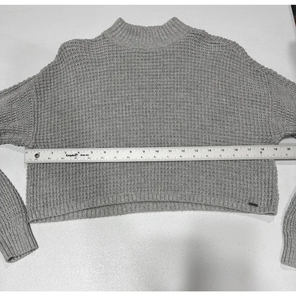 Hollister Cropped Sweater Womens XS Gray High Neck Long Sleeve Knit Pullover - Image 5