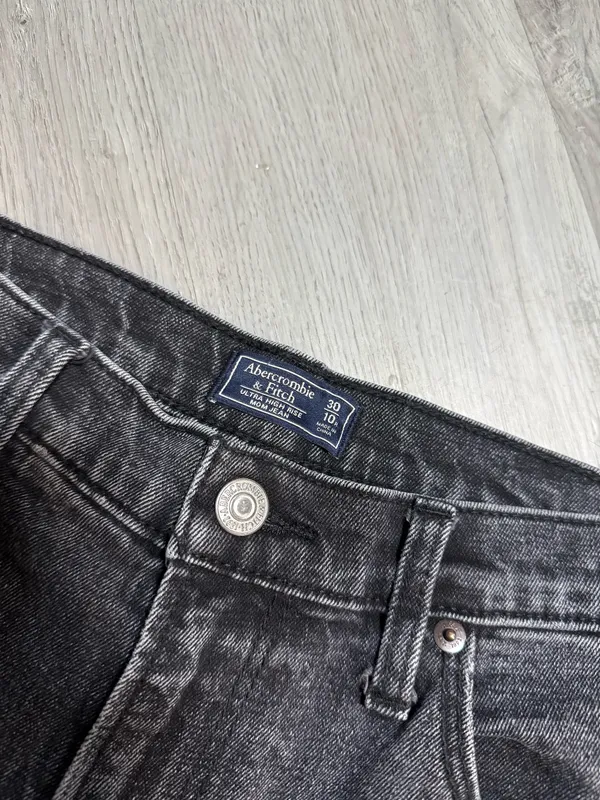 Abercrombie & fitch ultra high rise mom jeans - Image 3