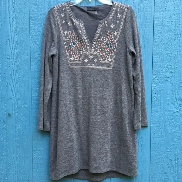 Anthropologie THML Embroidered Sweater Dress Grey v6x - Image 6