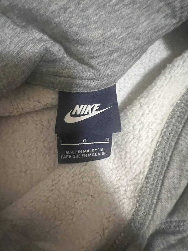 Nike Hoodie - Image 3