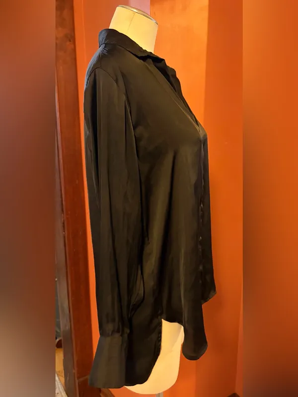 Old Navy Black Satin-like Button up Shirt - Image 2