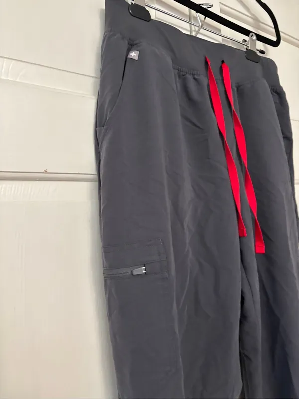 Figs Zamora Charcoal Gray Jogger Scrub Pants Red Drawstring Size Large Petite - Image 3